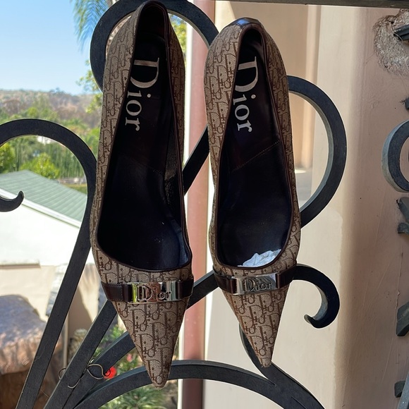 Christian Dior brown monogram heels - Picture 15 of 16